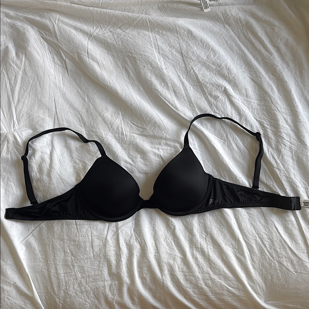 Victoria's Secret PINK Wear Everywhere Lightly Lined Full Coverage T-Shirt Bra